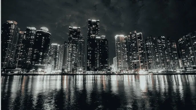 sss在线 - 城市之光：霓虹背后的人间烟火